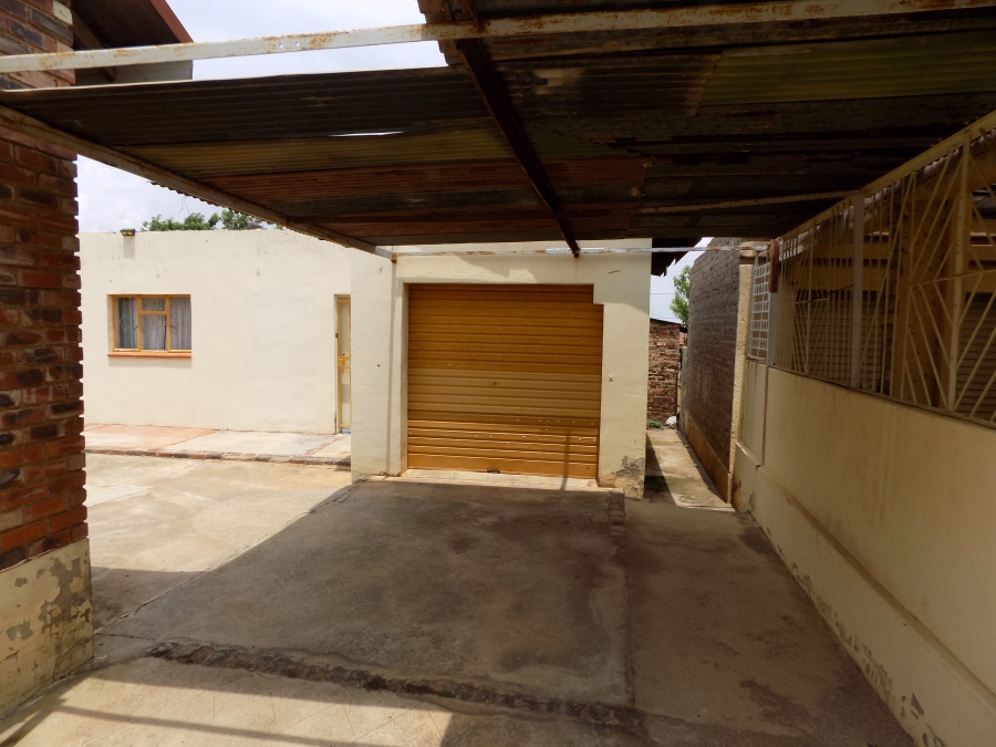 4 Bedroom Property for Sale in Tshing North West